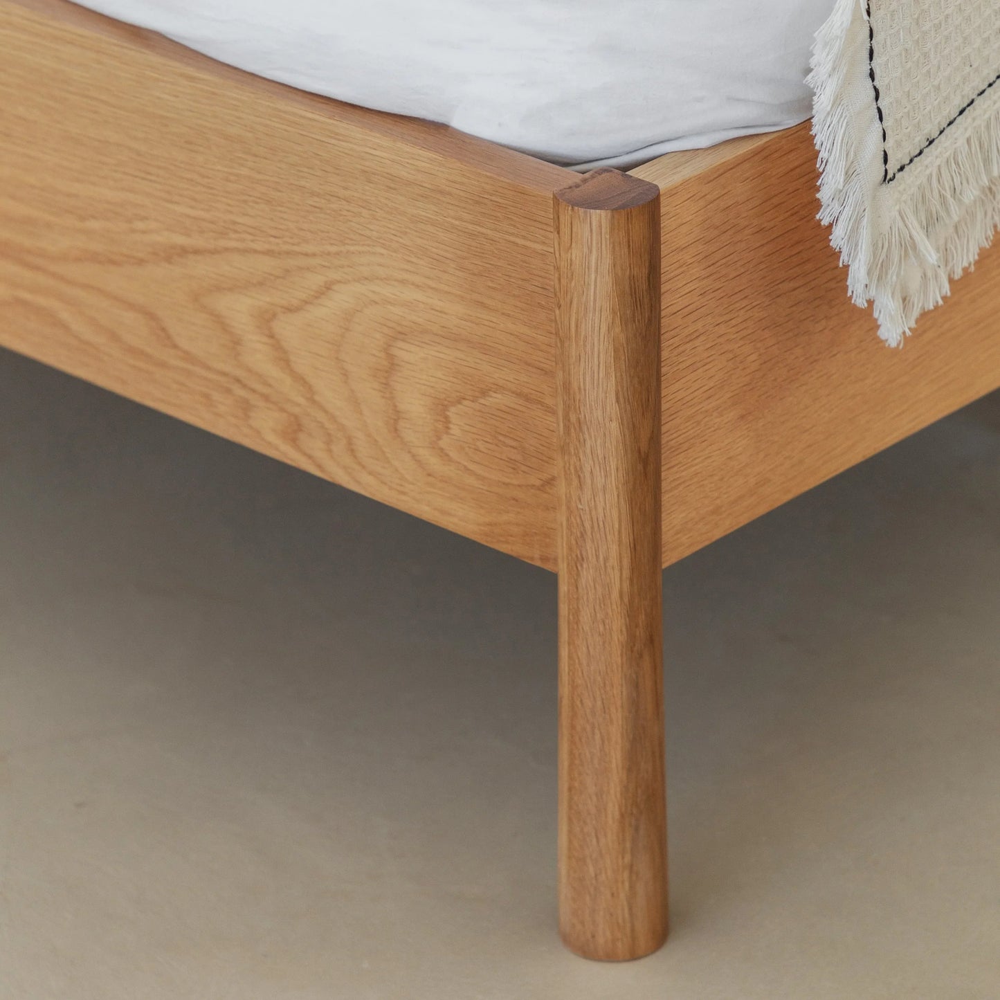 Gallery Direct Wycombe Superking Spindle Bed