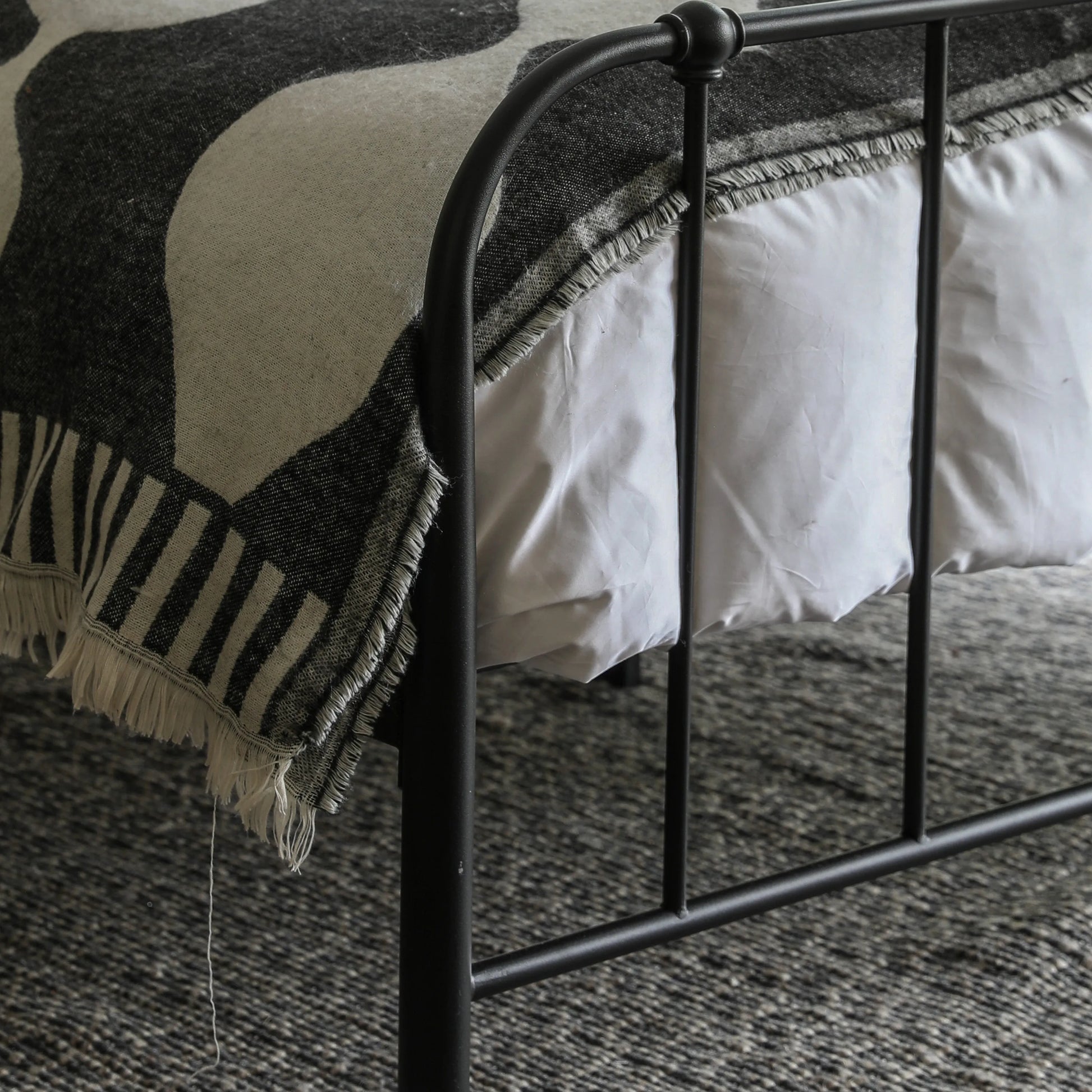 Gallery Direct Loughton Kingsize Bedstead in Black