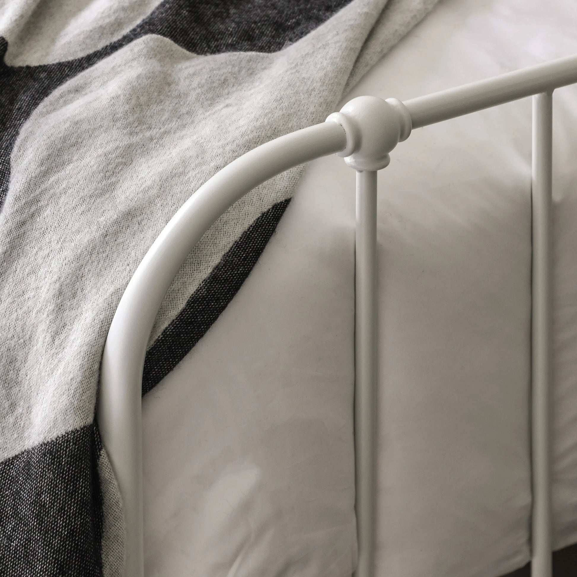 Gallery Direct Loughton Single Bedstead in Ivory