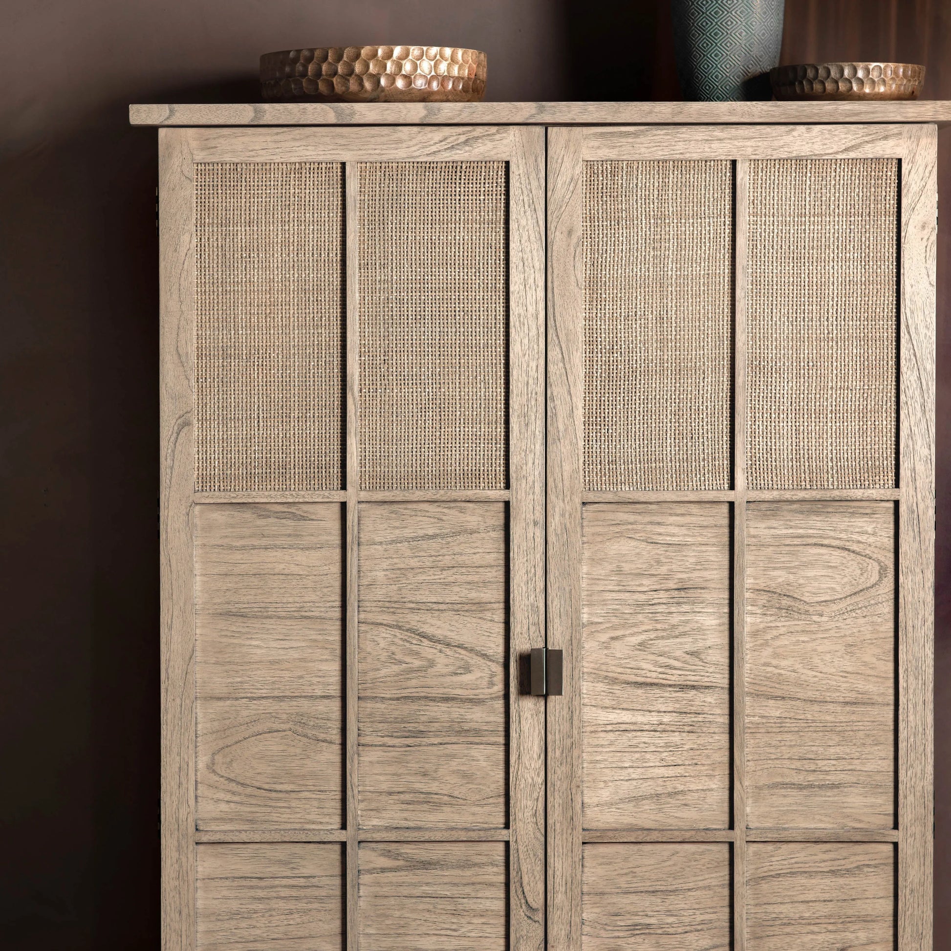 Gallery Direct Kyoto 2 Door Cupboard