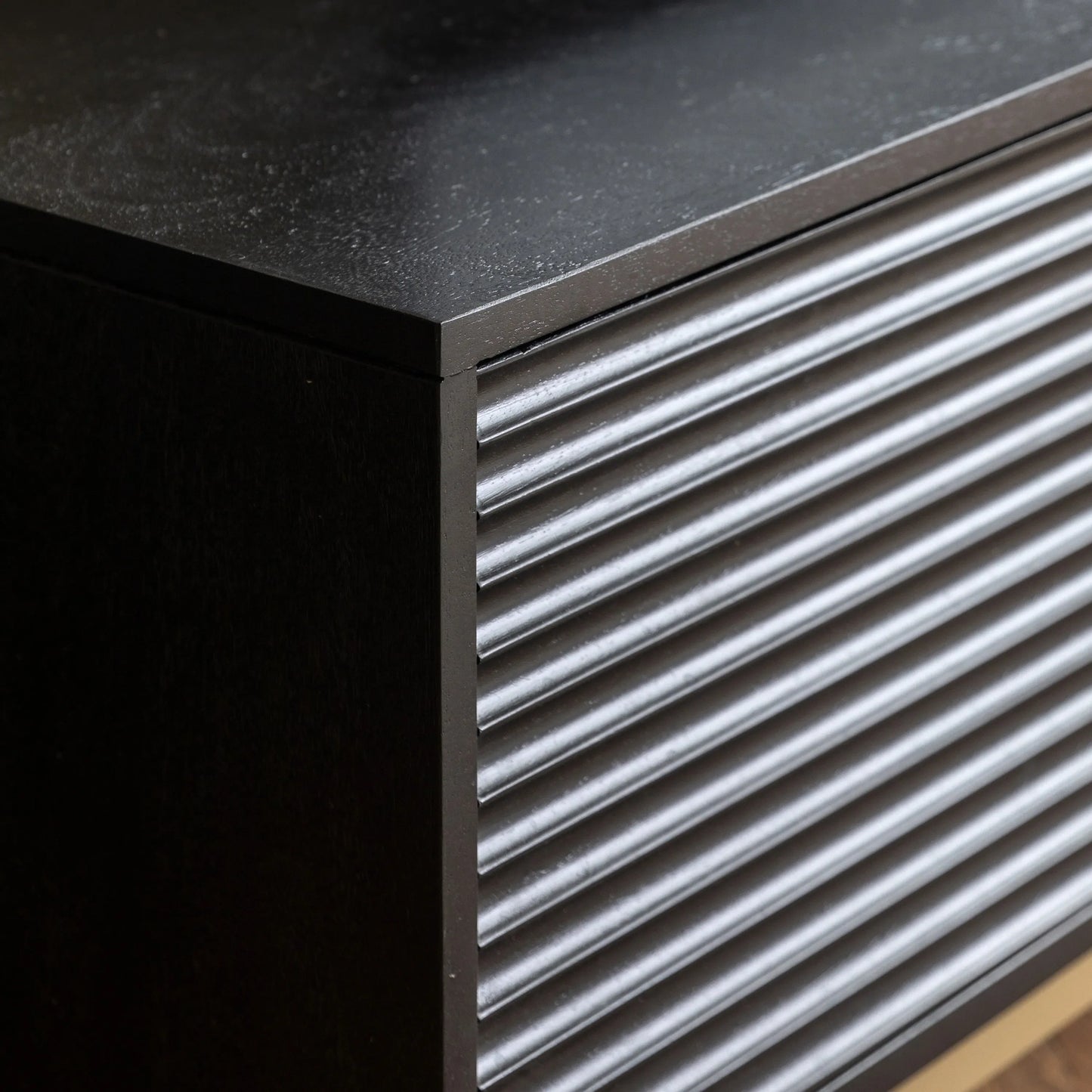 Gallery Direct Ripple Media unit