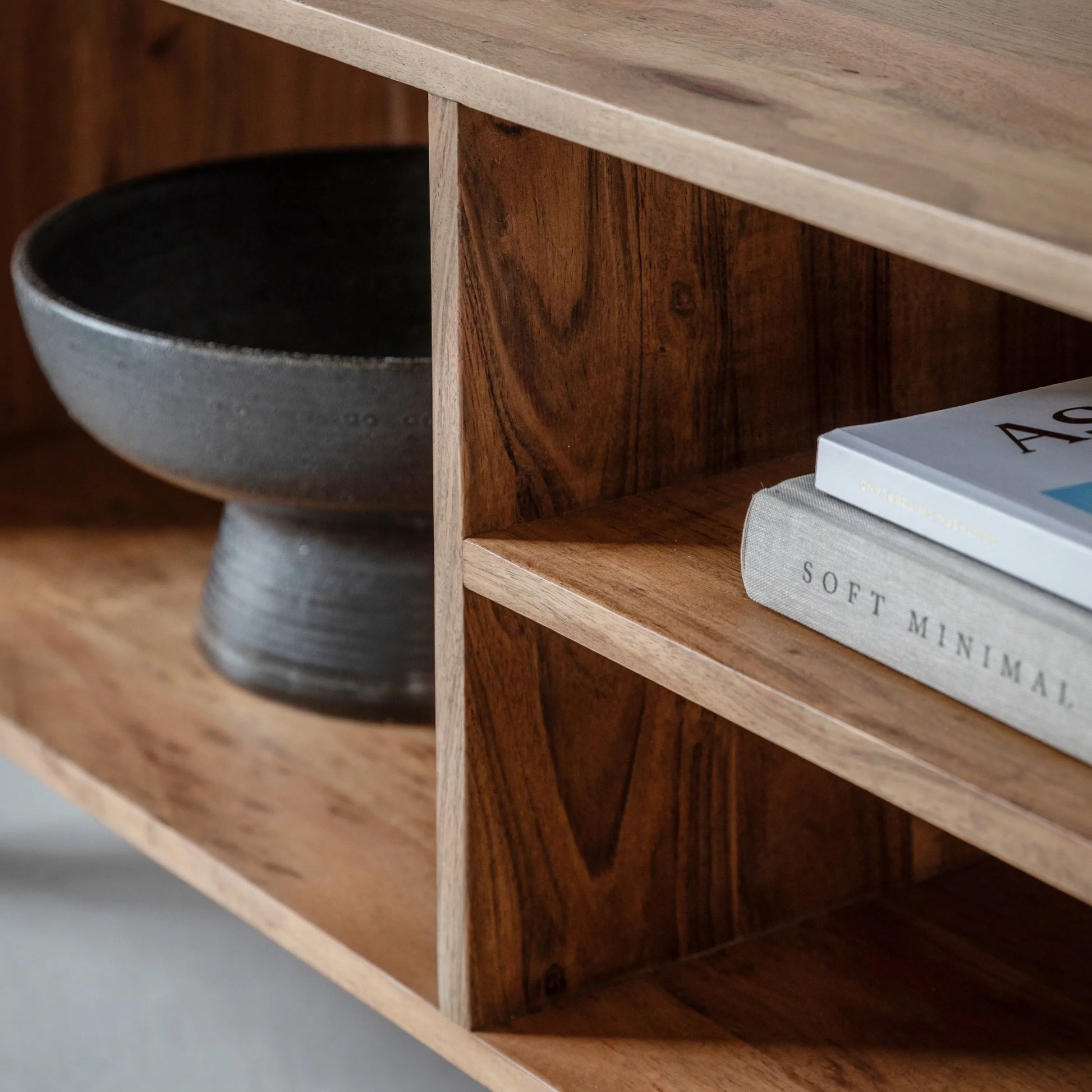 Gallery Direct Cannes Media Unit